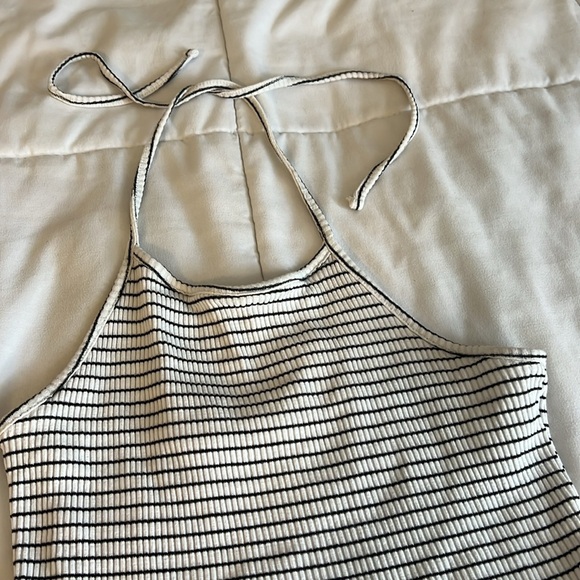 Springfield halter, tank top, tie around neck size 2 USA - Picture 2 of 4